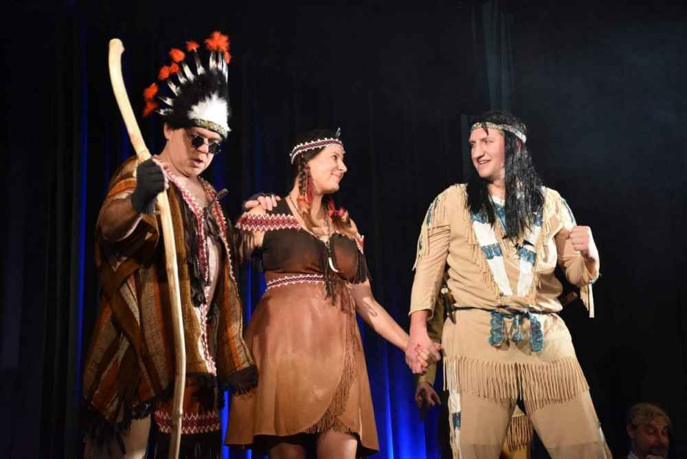 Divadelní soubor Tyl Slaná, z.s. / Vinnetou se vrací