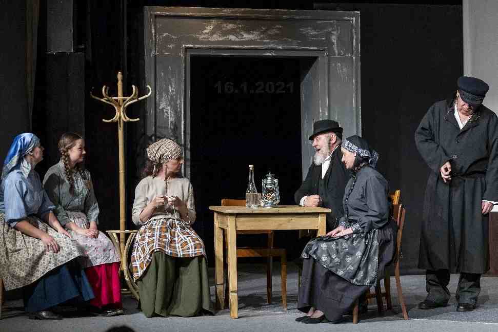 Divadýlko na dlani / Prodavač snů