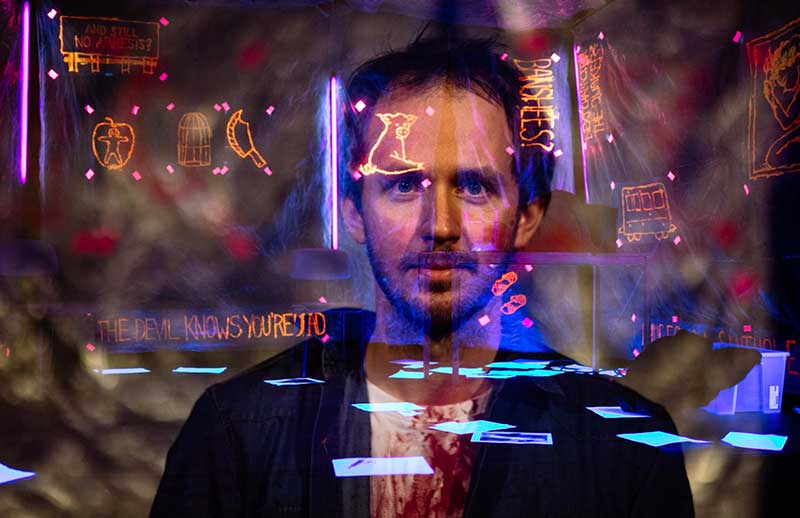 Divadlo Radar - Načerno / Pan Polštář