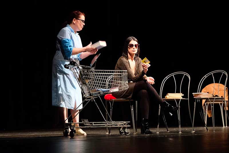 Rádobydivadlo Klapý / Skořápka