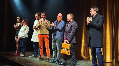 pipaplati-stage-fb11a7b4c1fb875d68fc8b2c7f3e9456