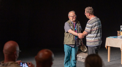 Pan Tichý a Náhodný kolemjdoucí