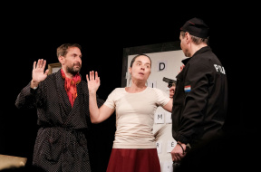 Divadlo Riyo, Kdo je pan Schmitt