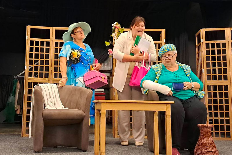 Divadelní spolek Gaudium / Rocker a dvě dámy