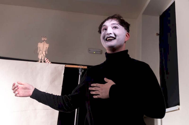 Budiž stín! 2025 / Ecityk Frgál na nitkách, Brno 