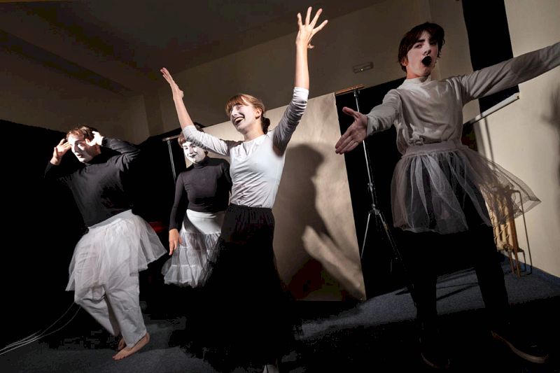 Budiž stín! 2025 / Ecityk Frgál na nitkách, Brno 