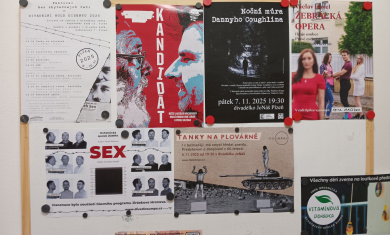 Divadelní hold disentu