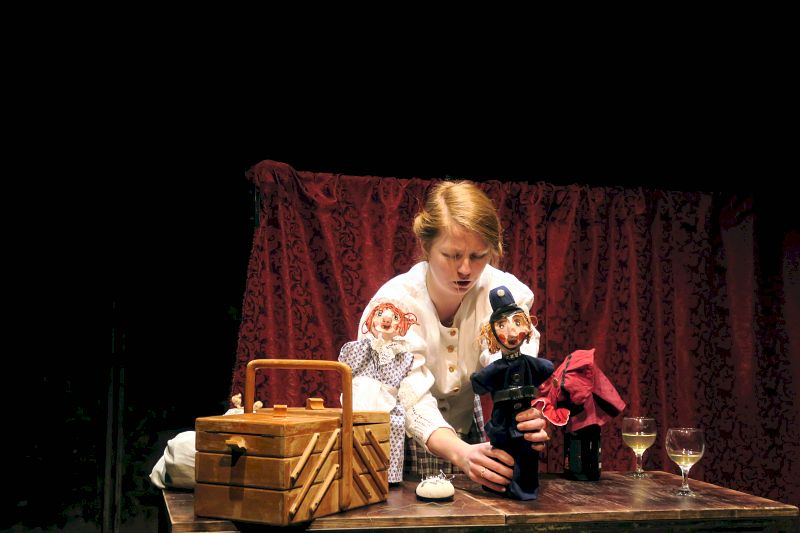 Knihy, Hamlet a hrušky na počest profesora Císaře